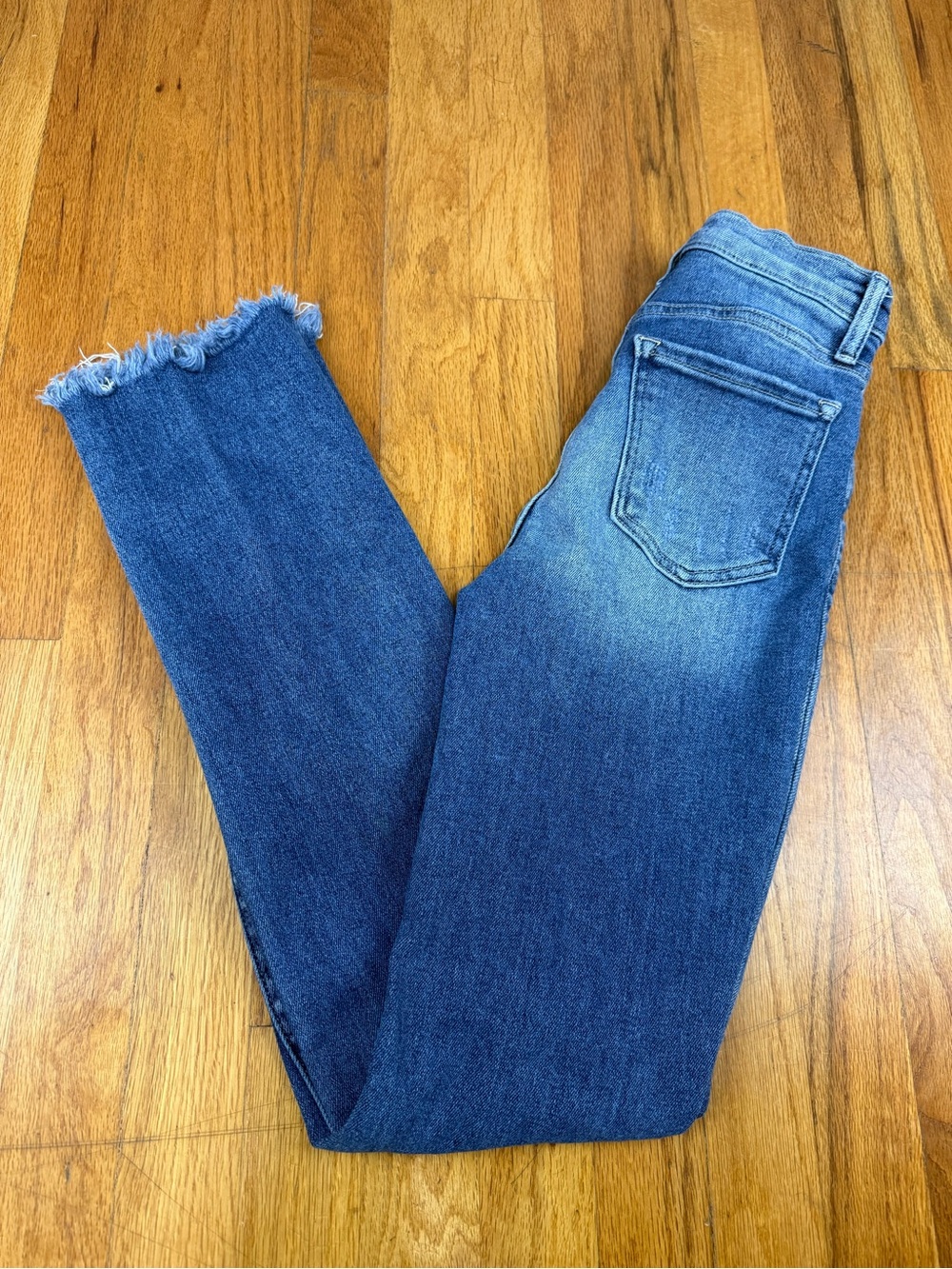 Willow + Root The Mom Fit Distressed Jeans Size 23 Raw Hem High Rise